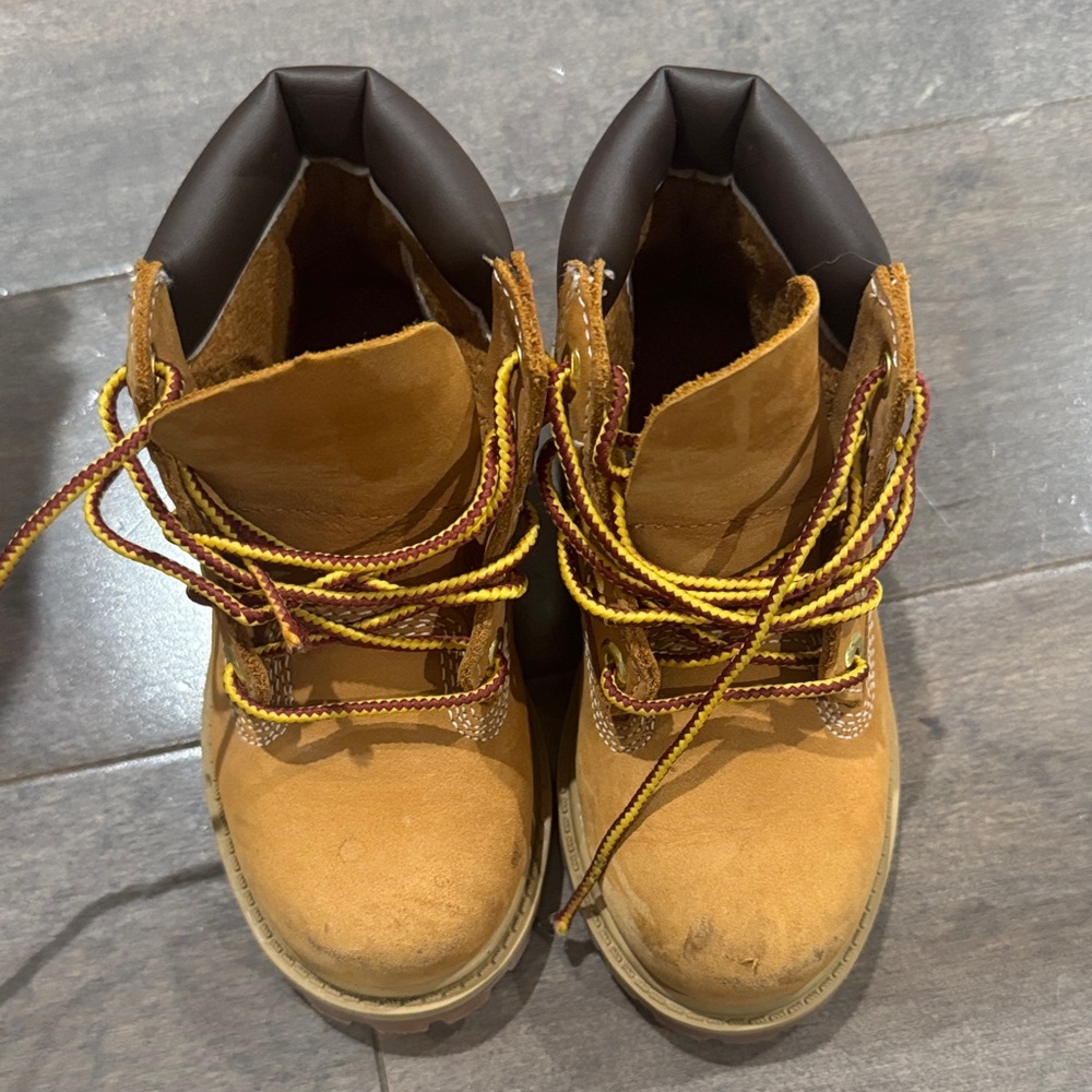 Timberland Kids Boots in Brown and Yellow